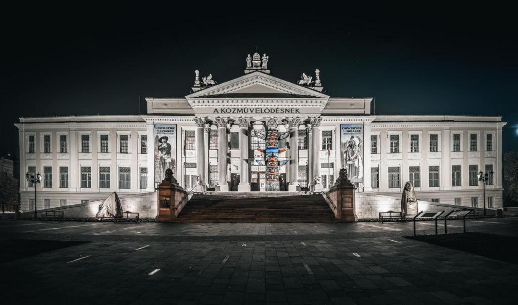 Ultralux magnolia city center Bestern