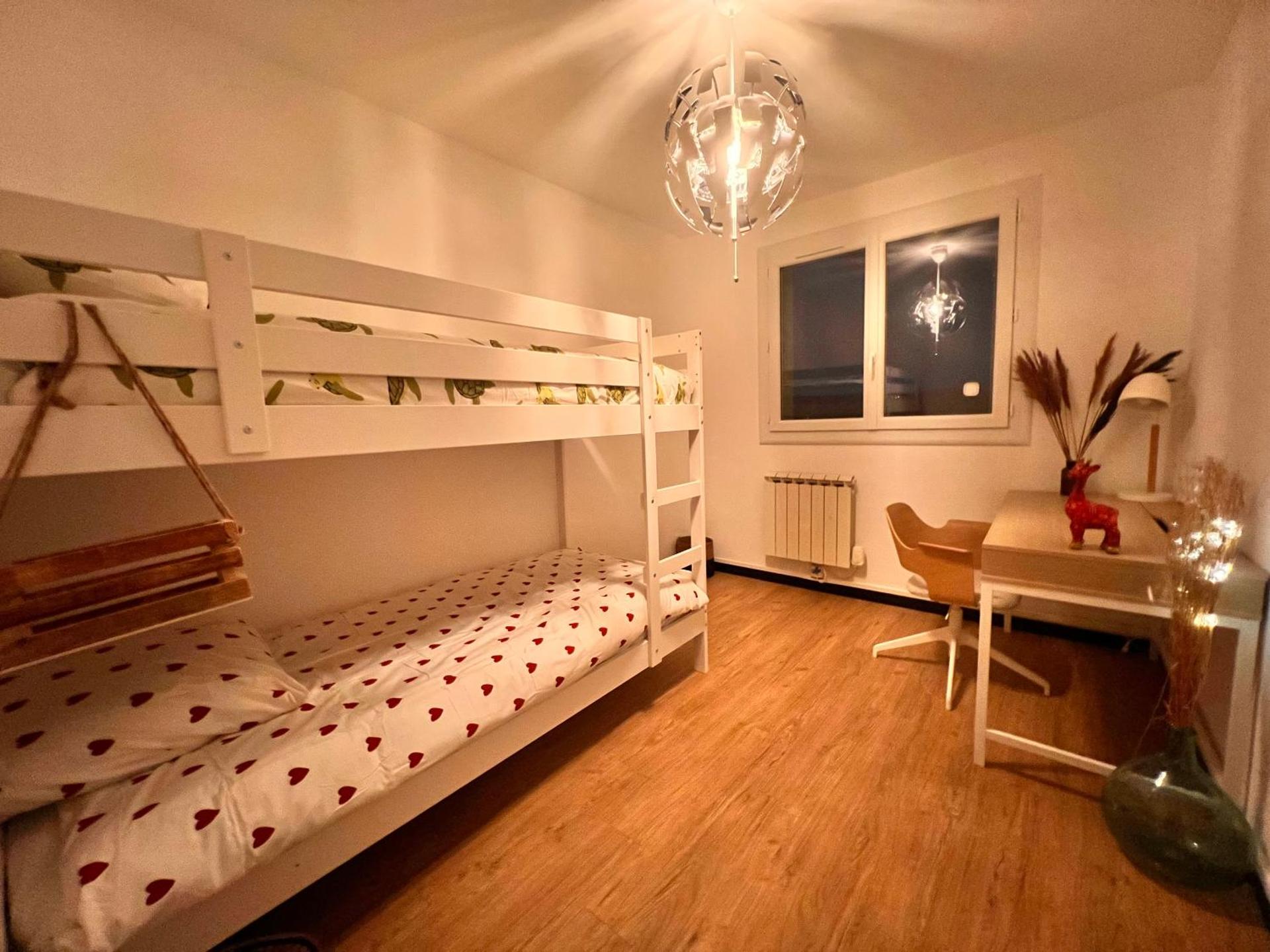 appartement, 3 chambres, vue panoramique, parking, accès ville