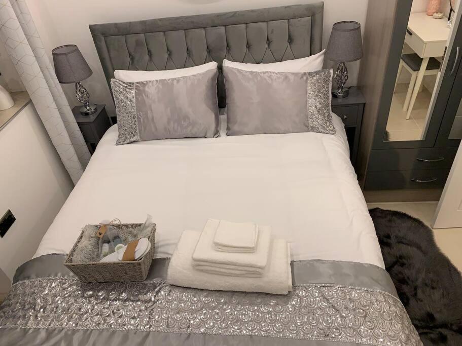 Annex A, a one bedroom Flat in south London