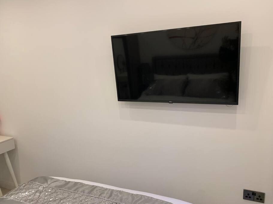 Annex A, a one bedroom Flat in south London