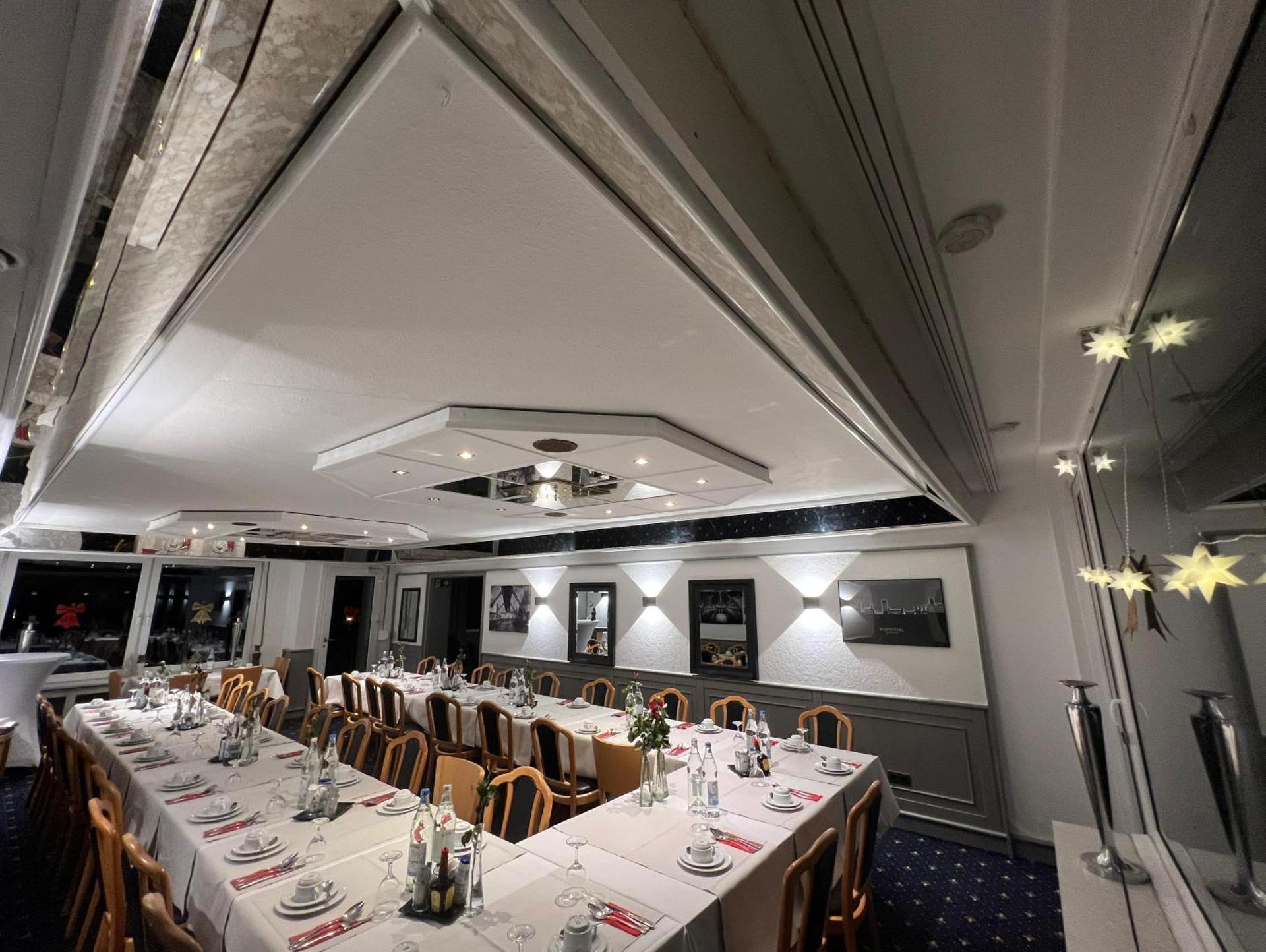 Meeting/conference room