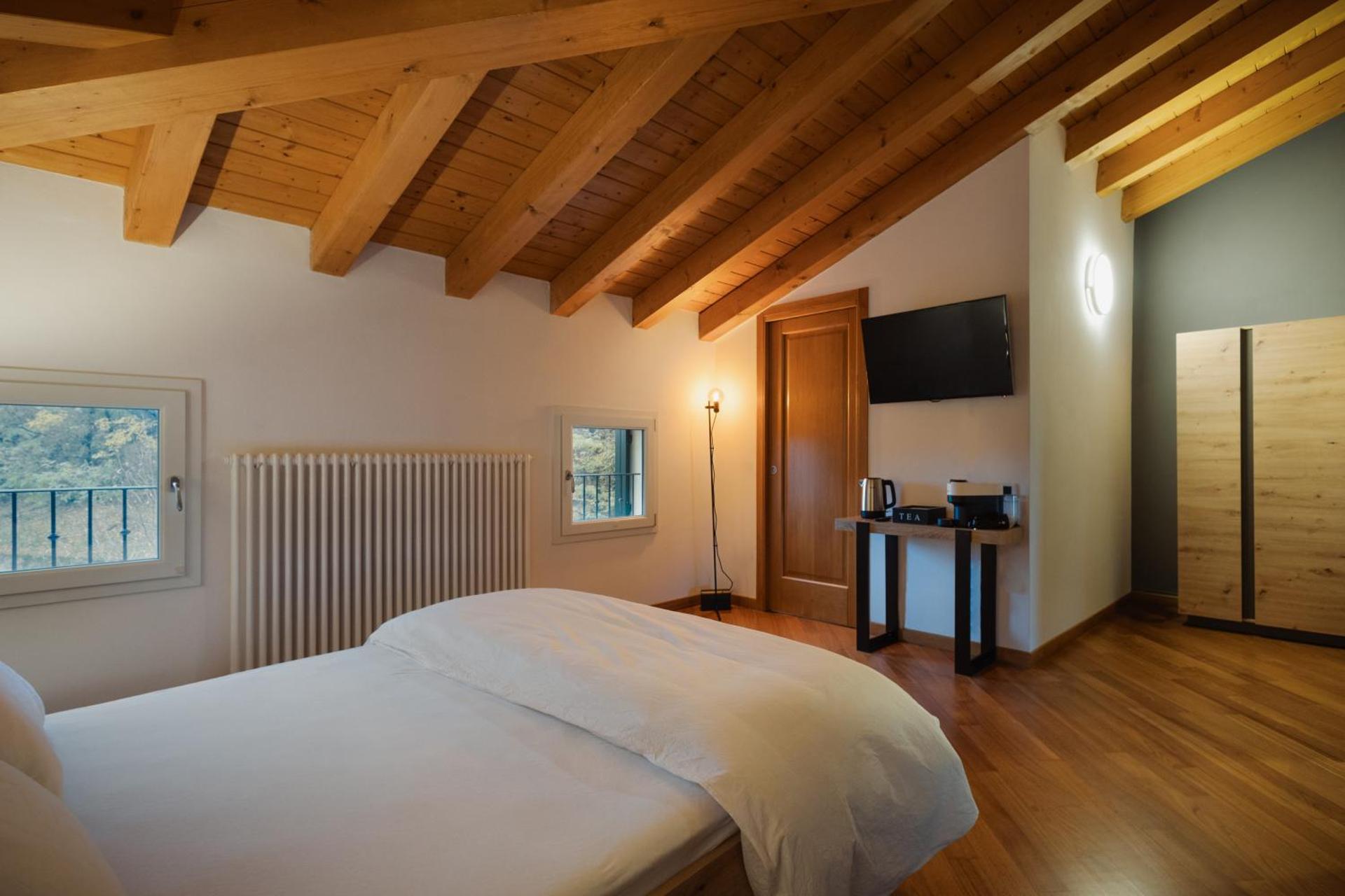 ELBI Suites - Countryside Retreat