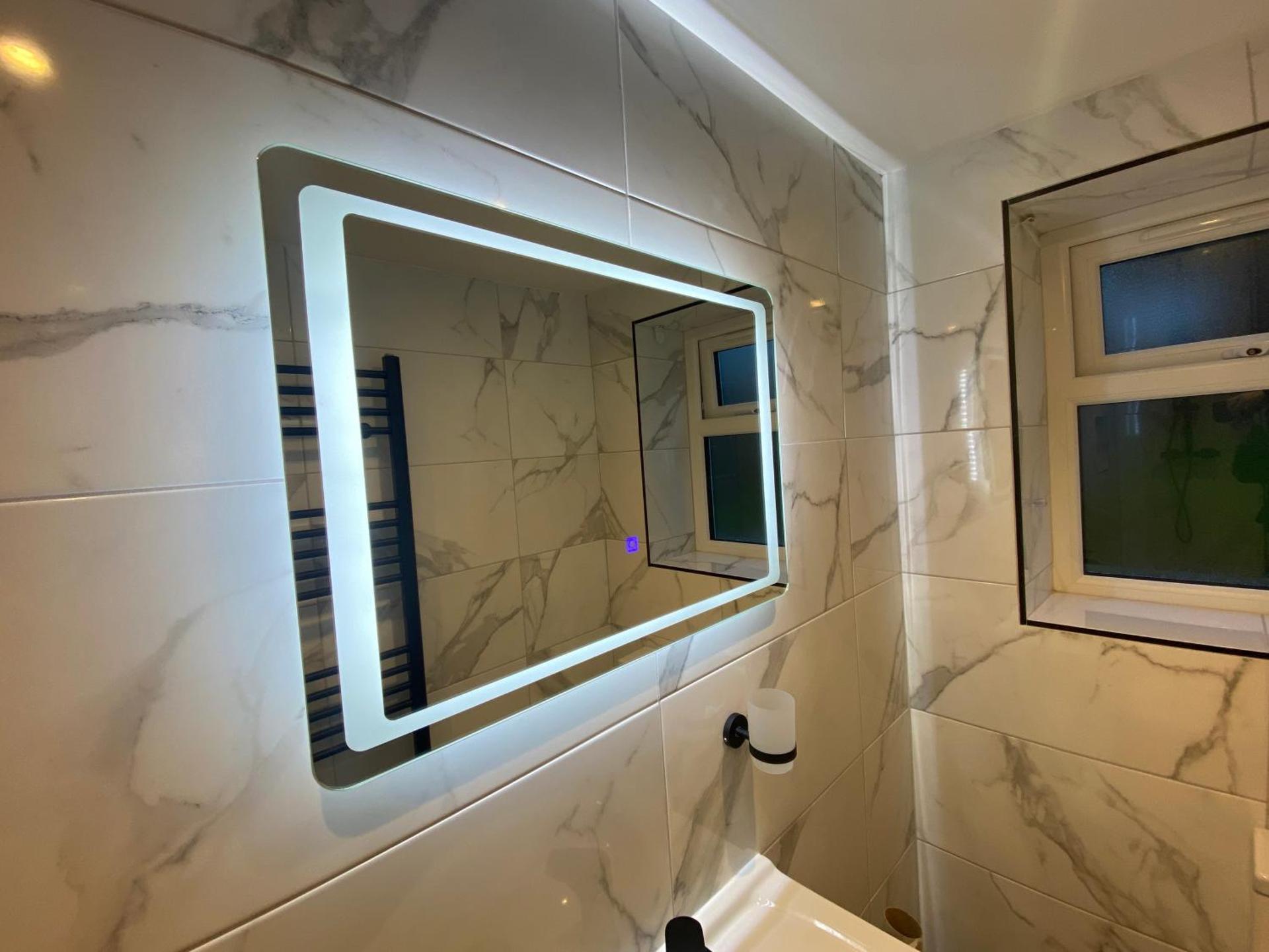 The Cwtch, Log Fire, Sleeps 6, Nr Zip World, Brecon and Bike Park Wales