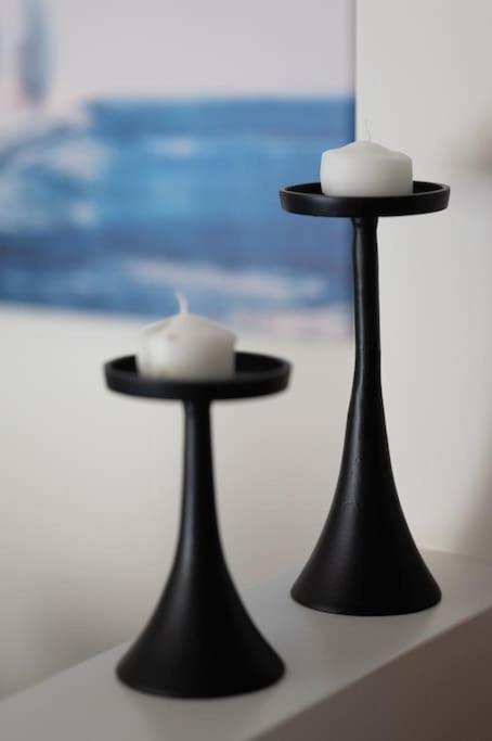 Beachfront apartment in Voula w/balcony