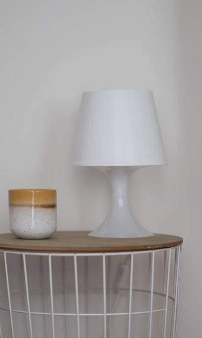 Beachfront apartment in Voula w/balcony