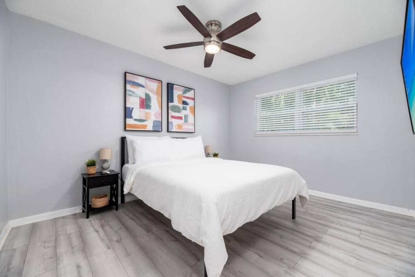 Short Walk to Wilton Drive Apt2