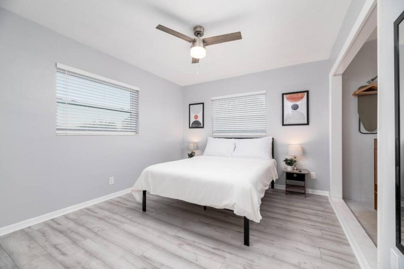 Short Walk to Wilton Drive Apt4