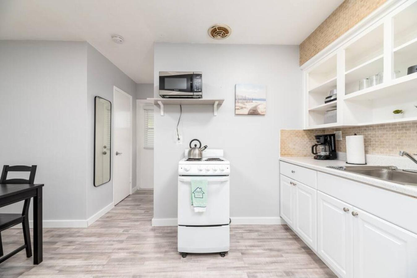 Just Off Wilton Drive Apt 8