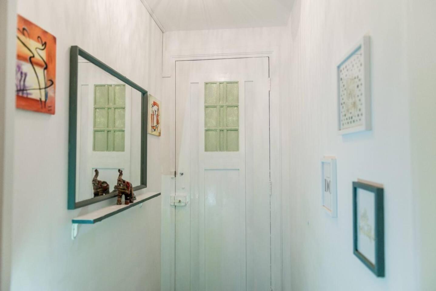 Nice 2 double Bed in sunny House in Amsterdam west