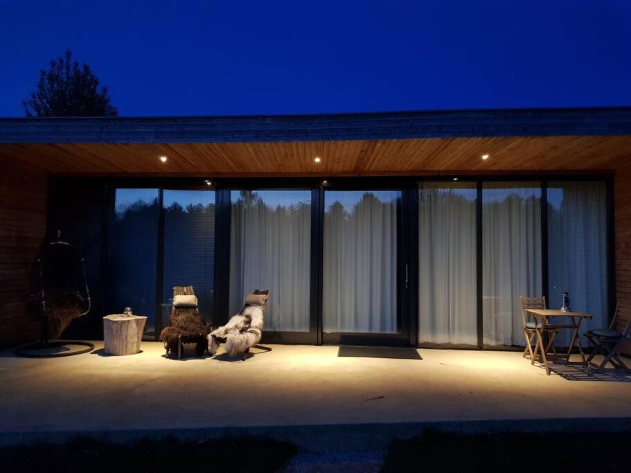 Sfeervol chalet midden in de natuur