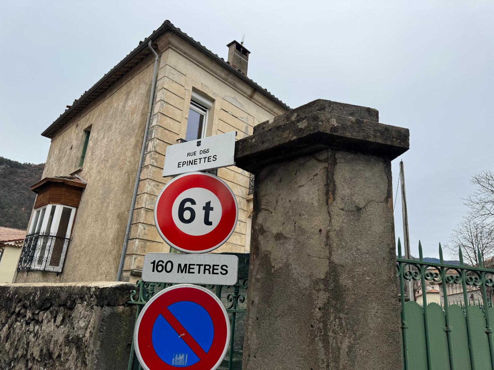 Studio avec terrasse vue sur cousson