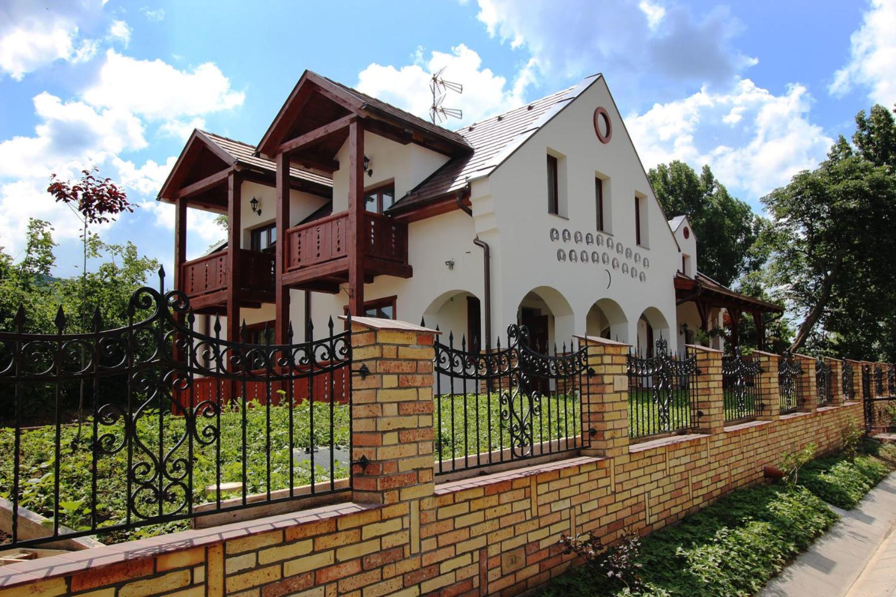 Gesztenyés Vendégház