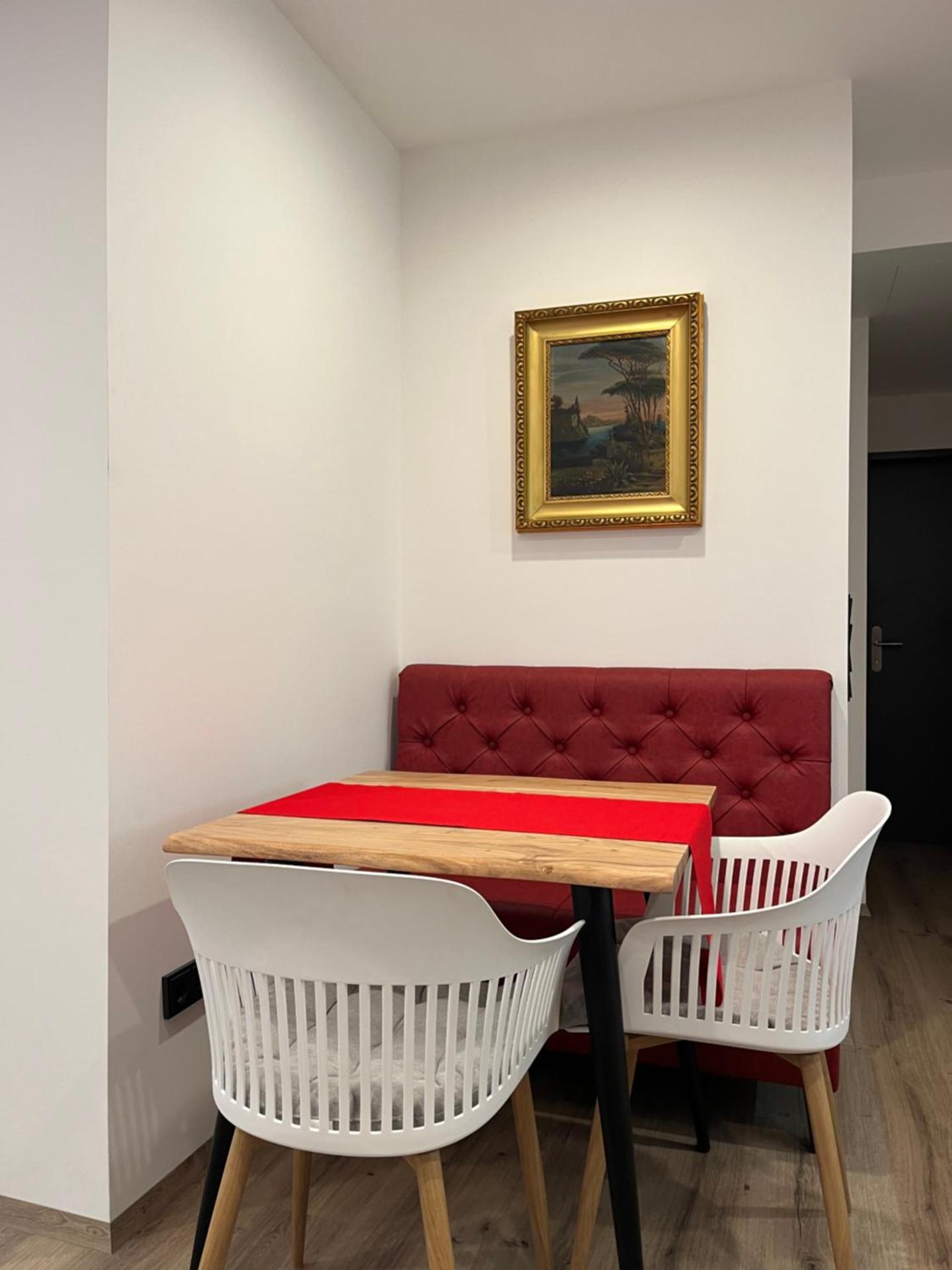 Rudolfquartier Linz, Rudolfstraße