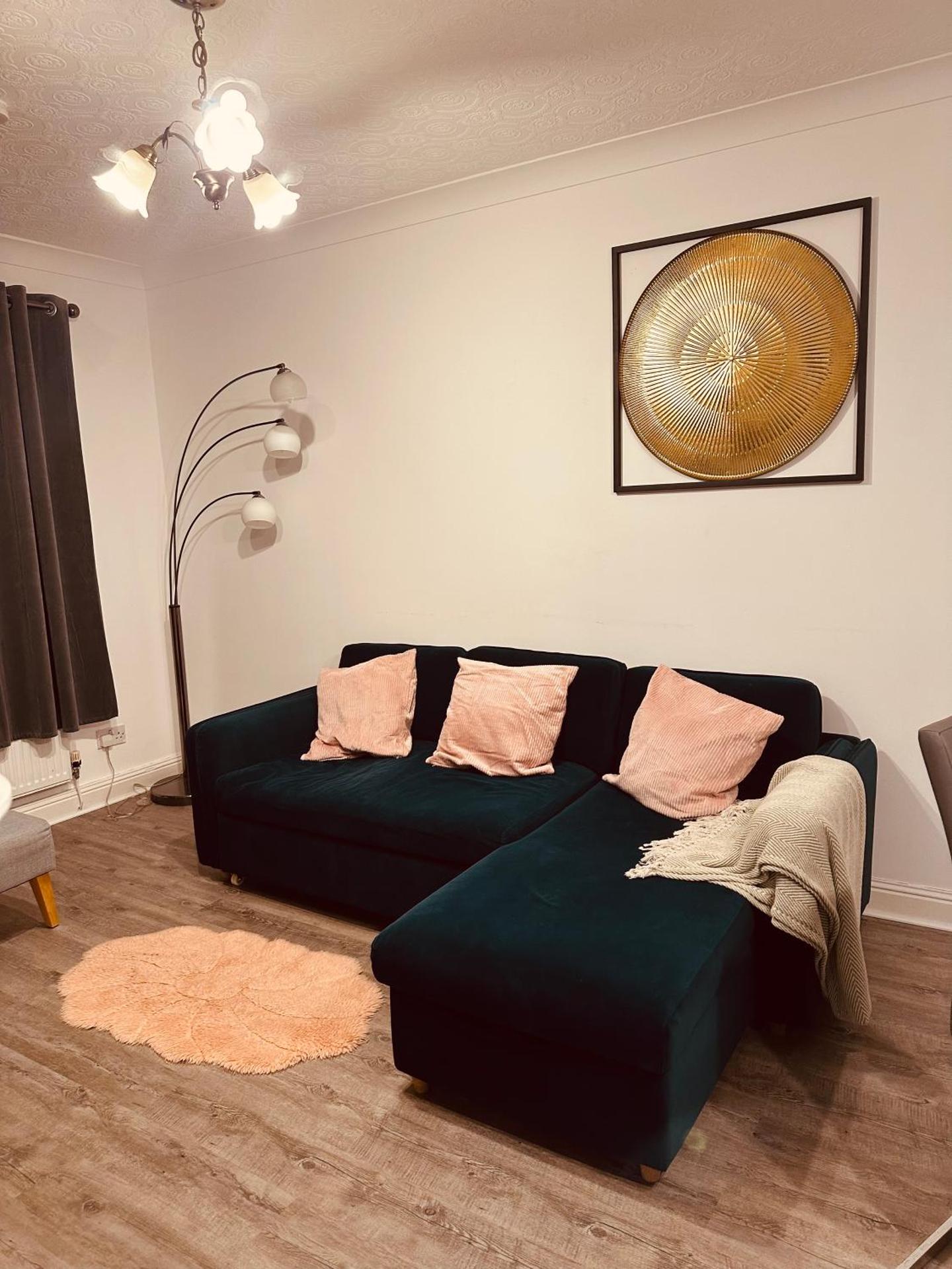 Entire Immaculate 3 Bedrooms House in Blackburn Weekend Away