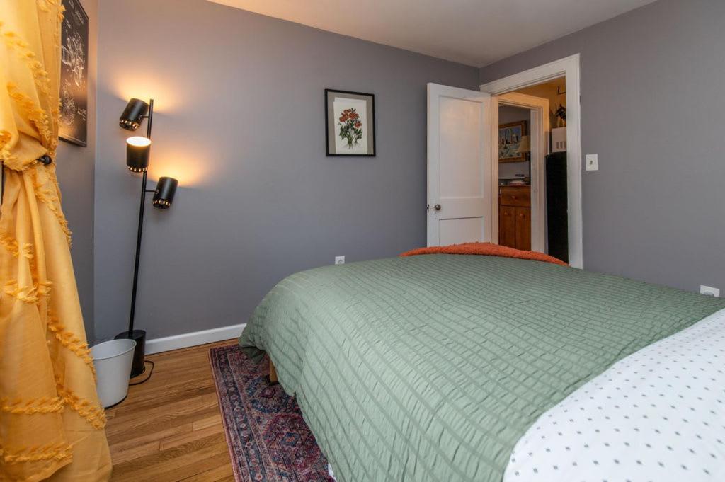 Perfectly Located Private Apartment