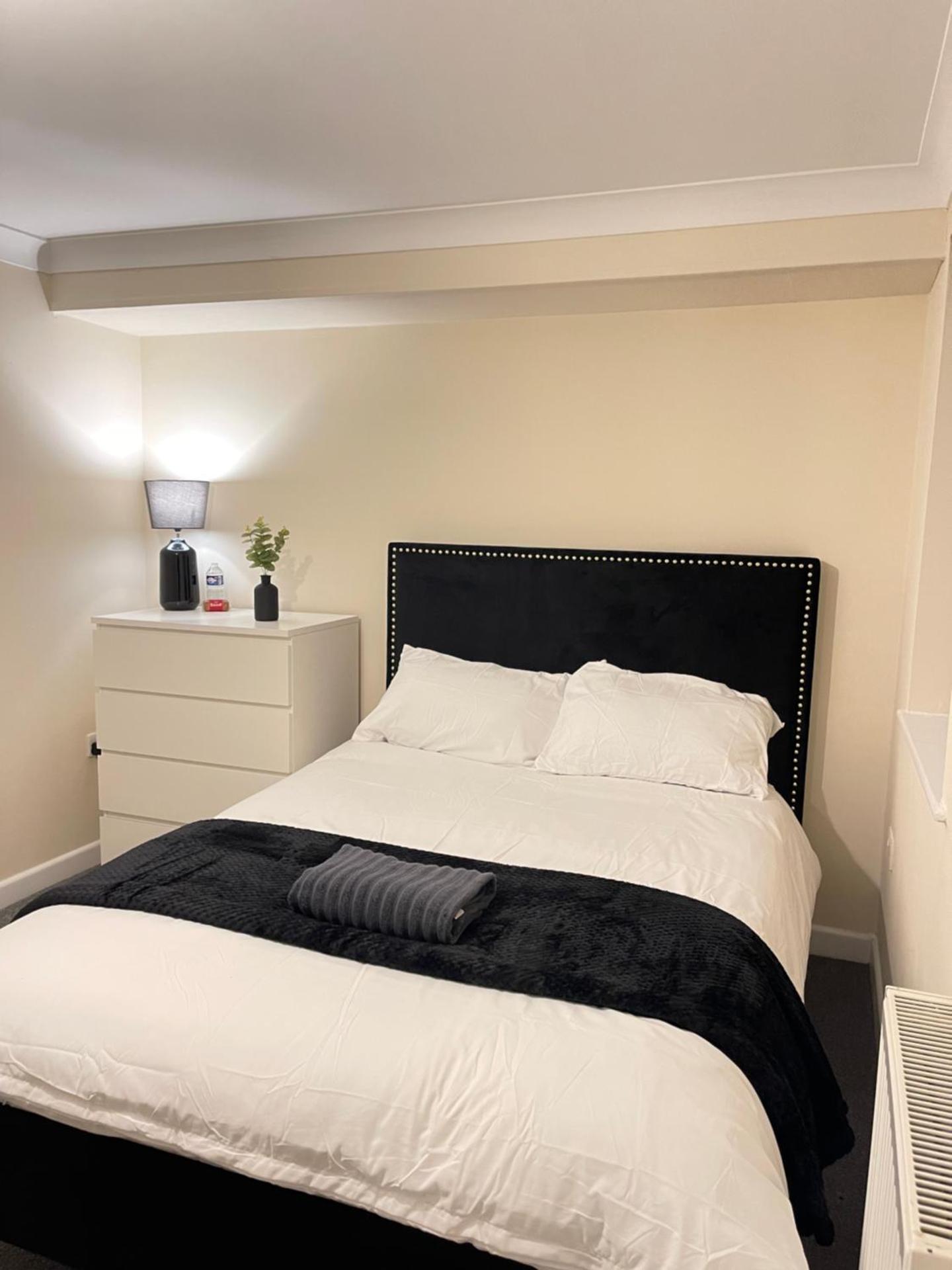 Relaxing double rooms in a beautiful house