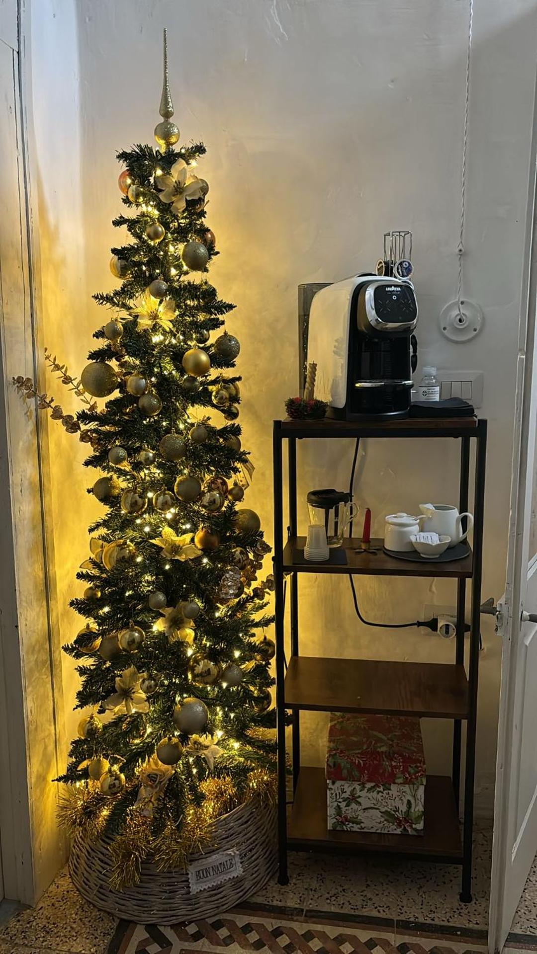 Coffee/tea facilities