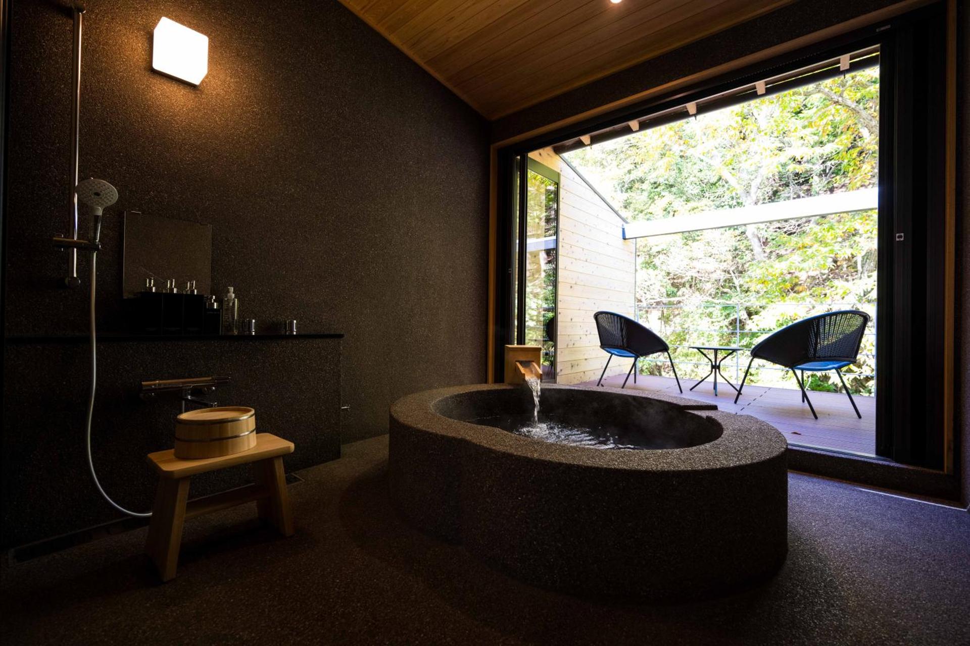 Værelse for 2 personer med eget badeværelse