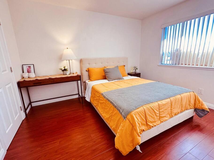 Charming 3BR Retreat near Disneyland Downtown LA!