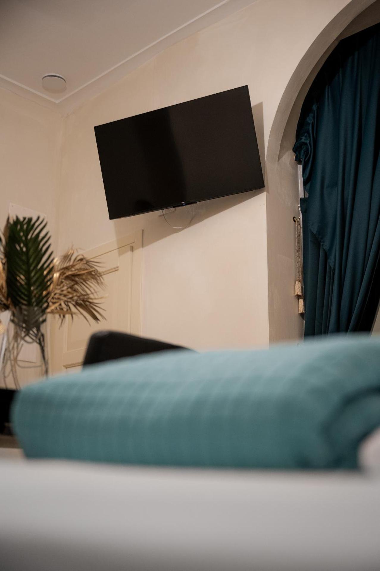 Raphael Temporary Home in Urbino