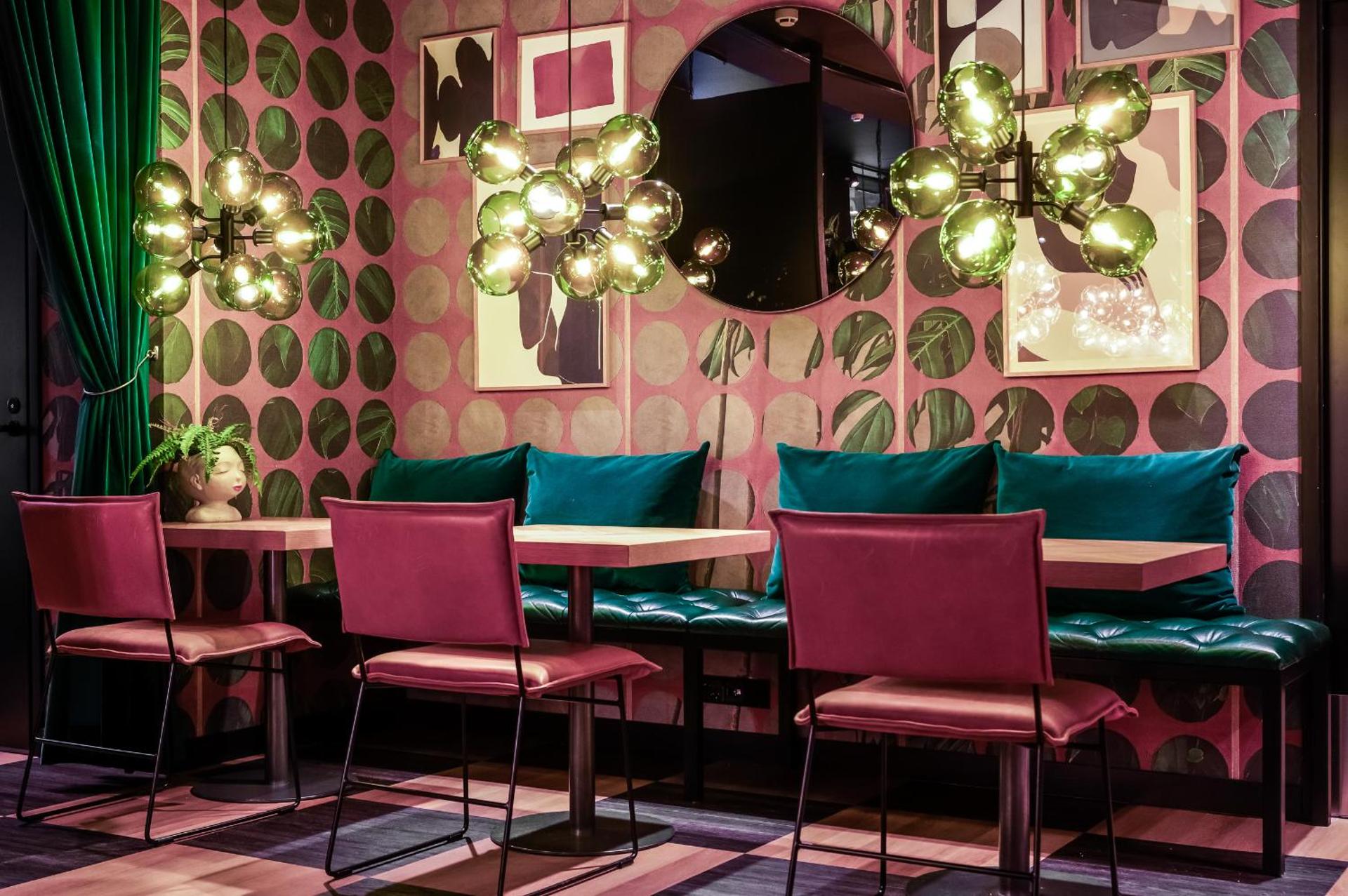 Restaurant/places to eat