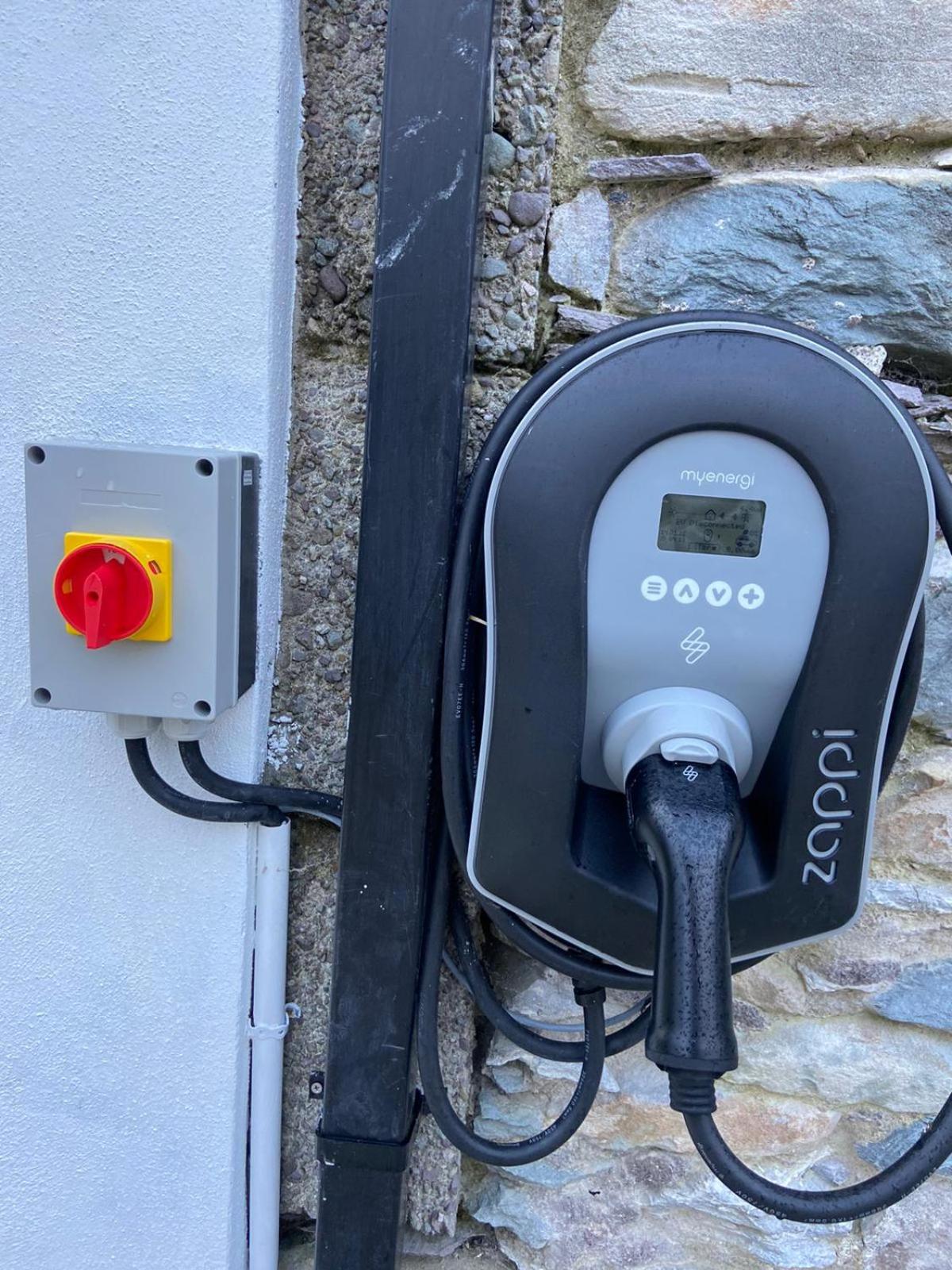 Bill's Barns, Apartment 1