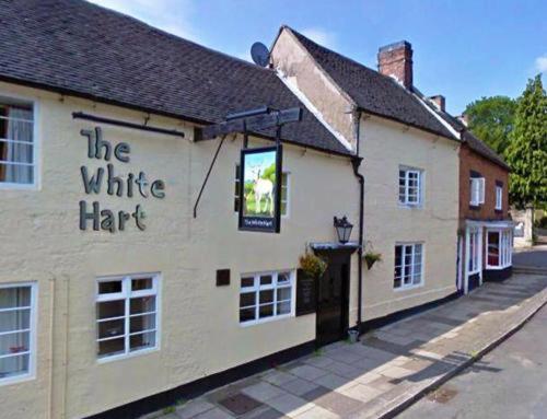 Honeysuckle Cottage -PART OF ALTON COTTAGES