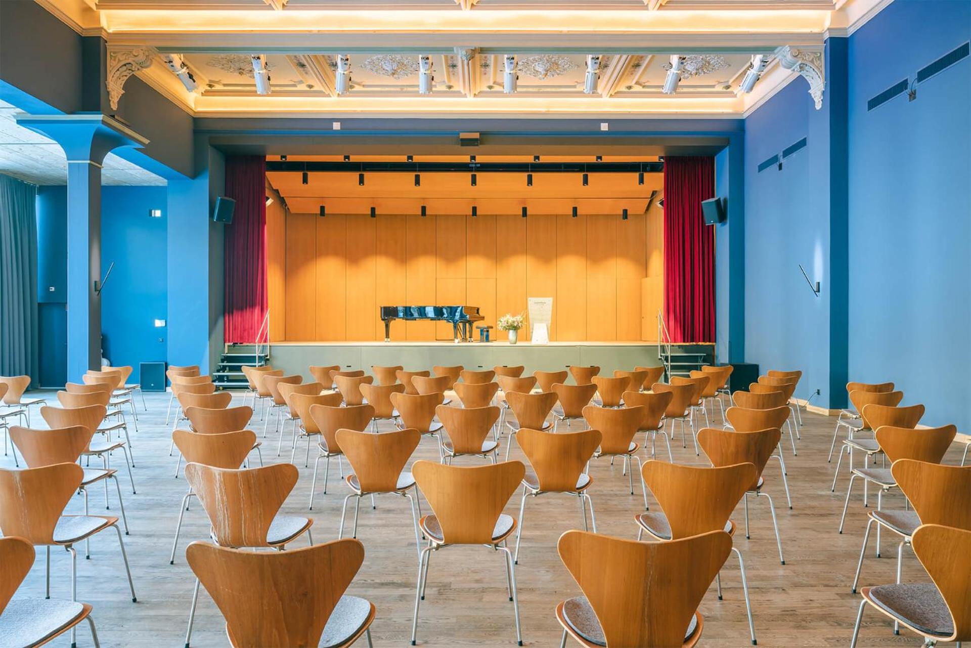 Meeting/conference room