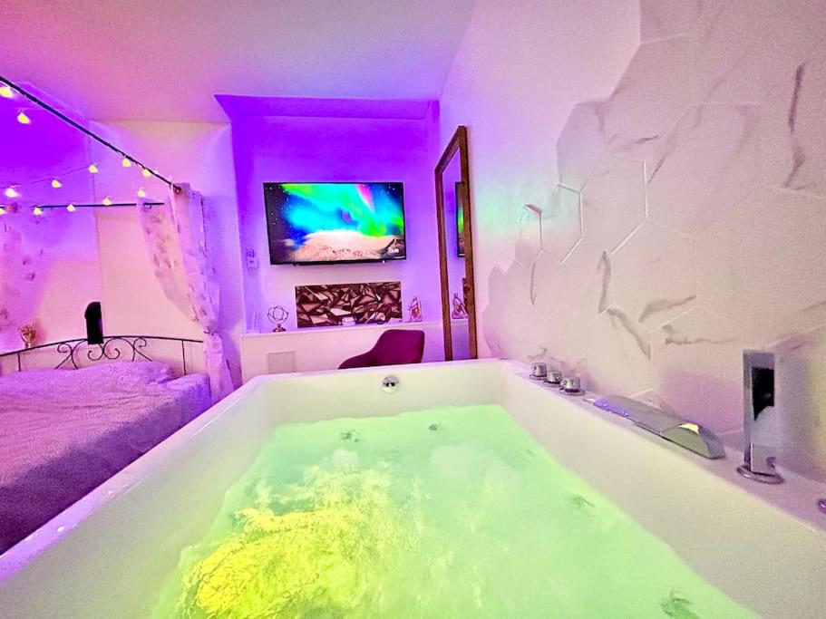 L’atelier des rêves, jacuzzi