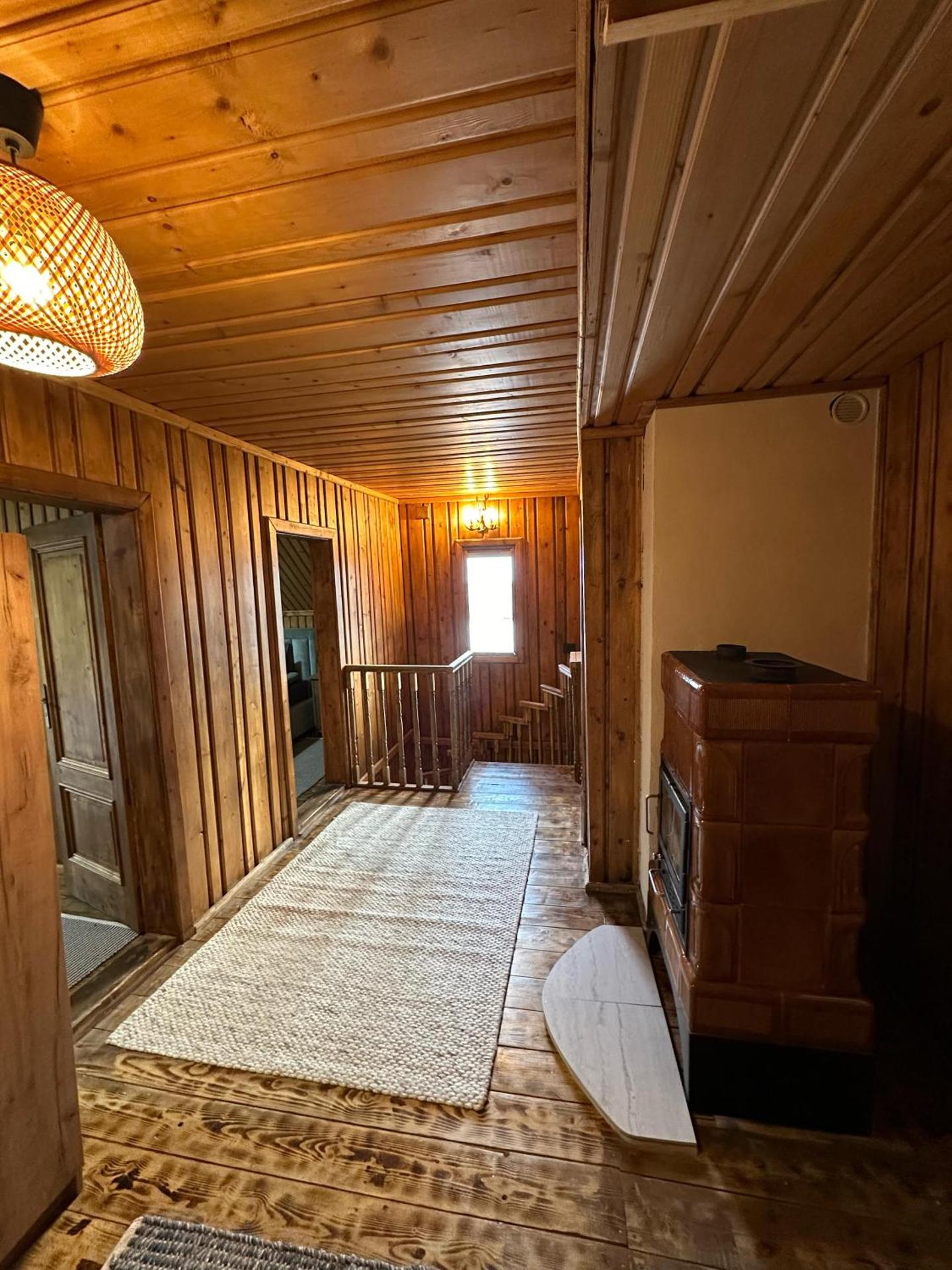 Black Wolf PĂLTINIȘ