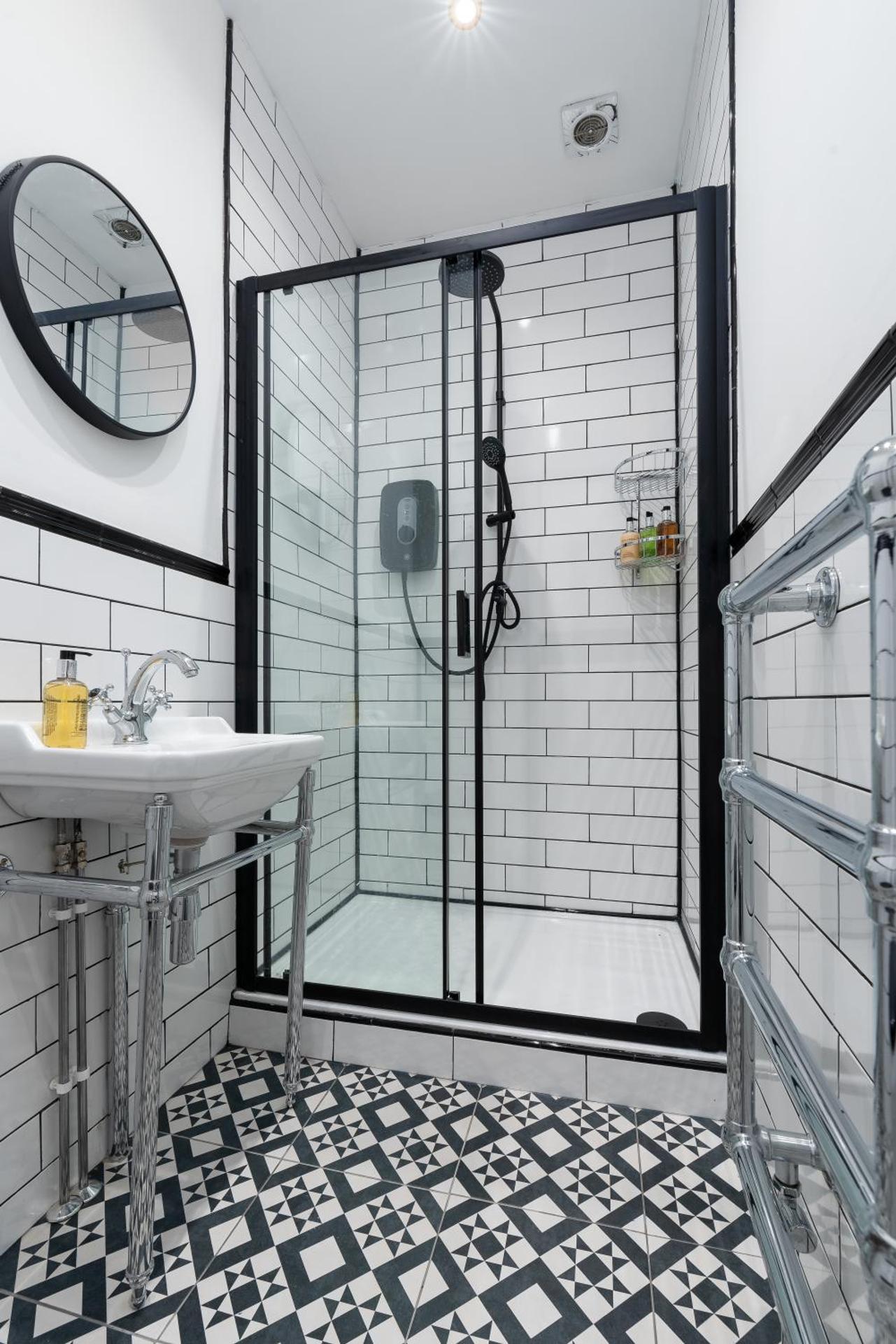 Bifolds, enclosed garden. Southport character home