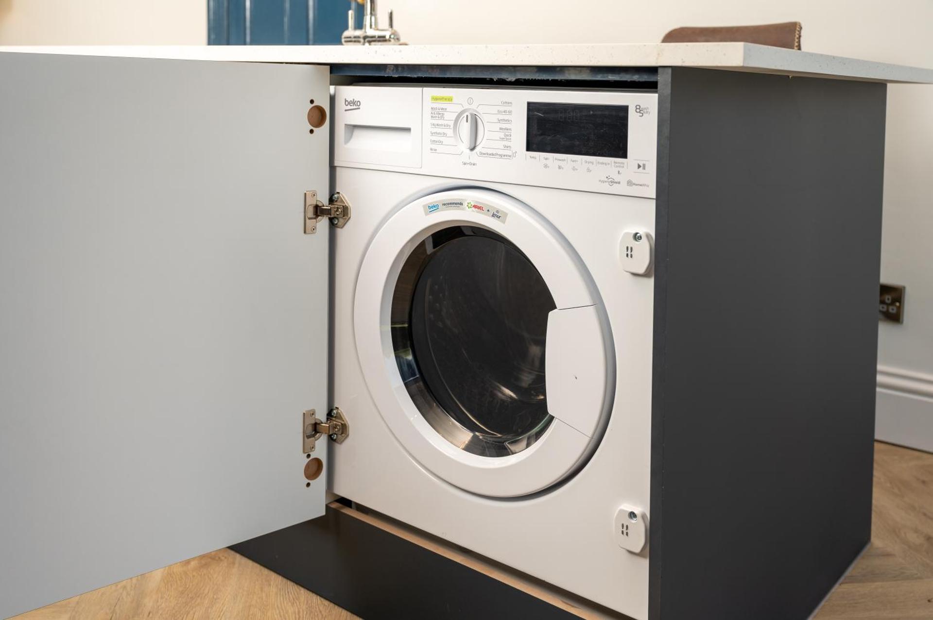 Bifolds, enclosed garden. Southport character home