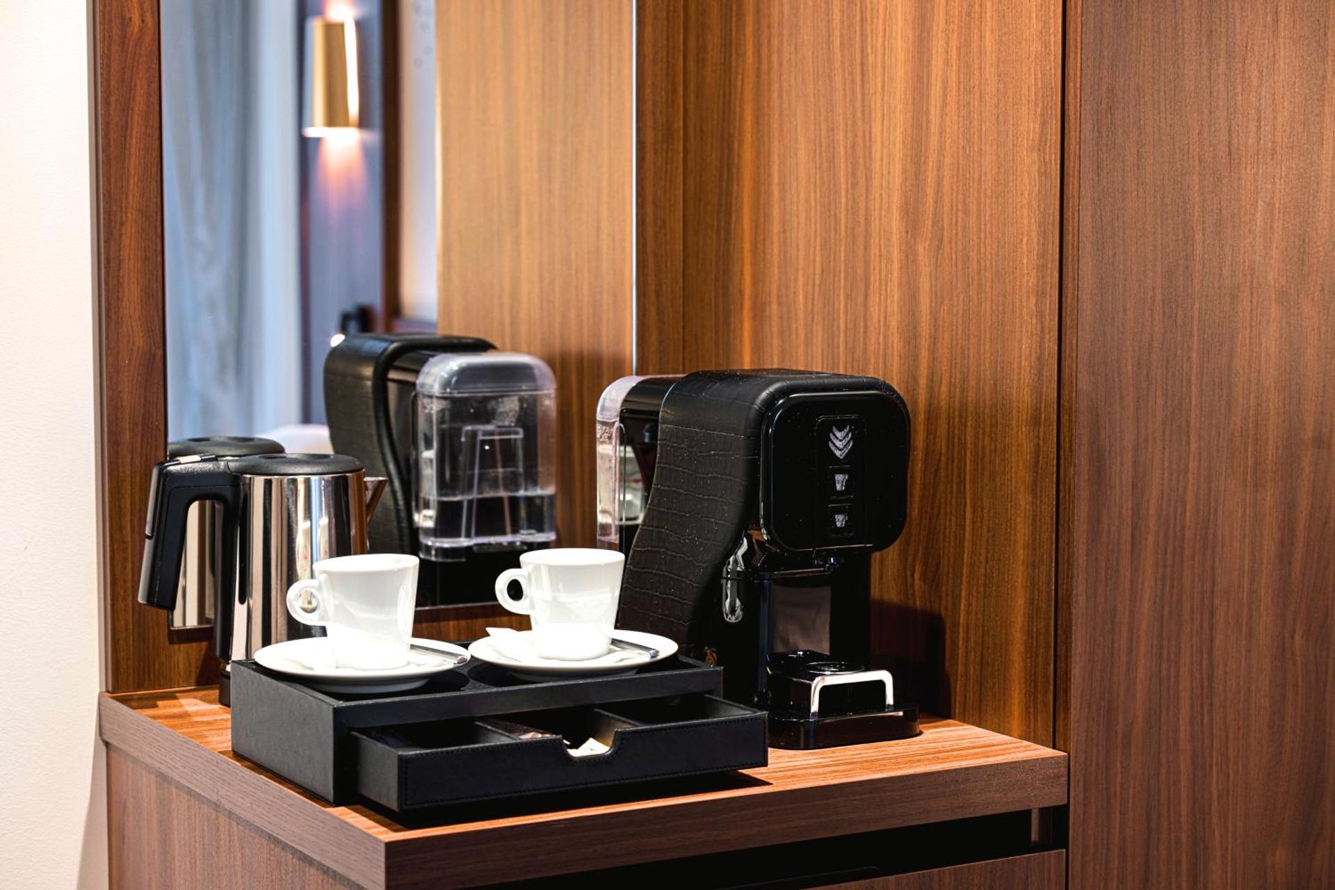 Coffee/tea facilities