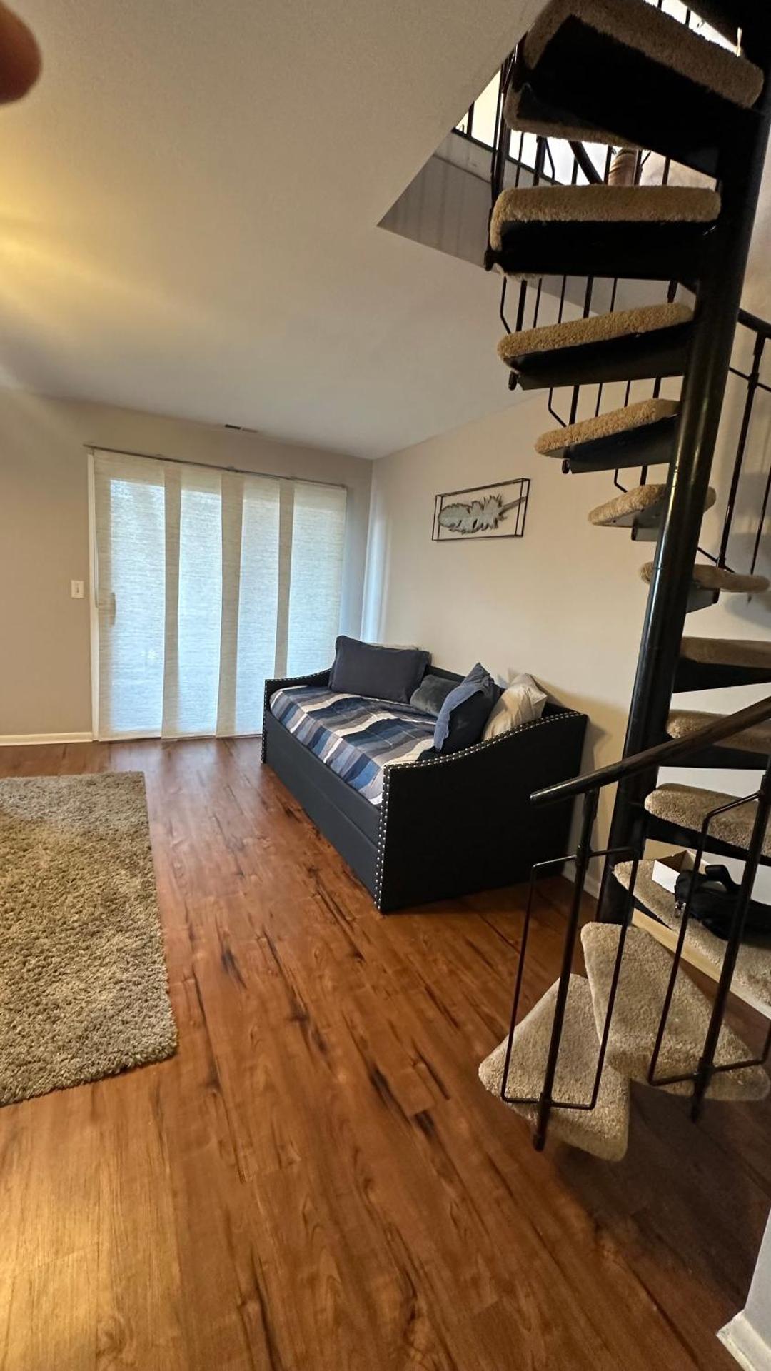 Ski on Ski off Mtn Chalet