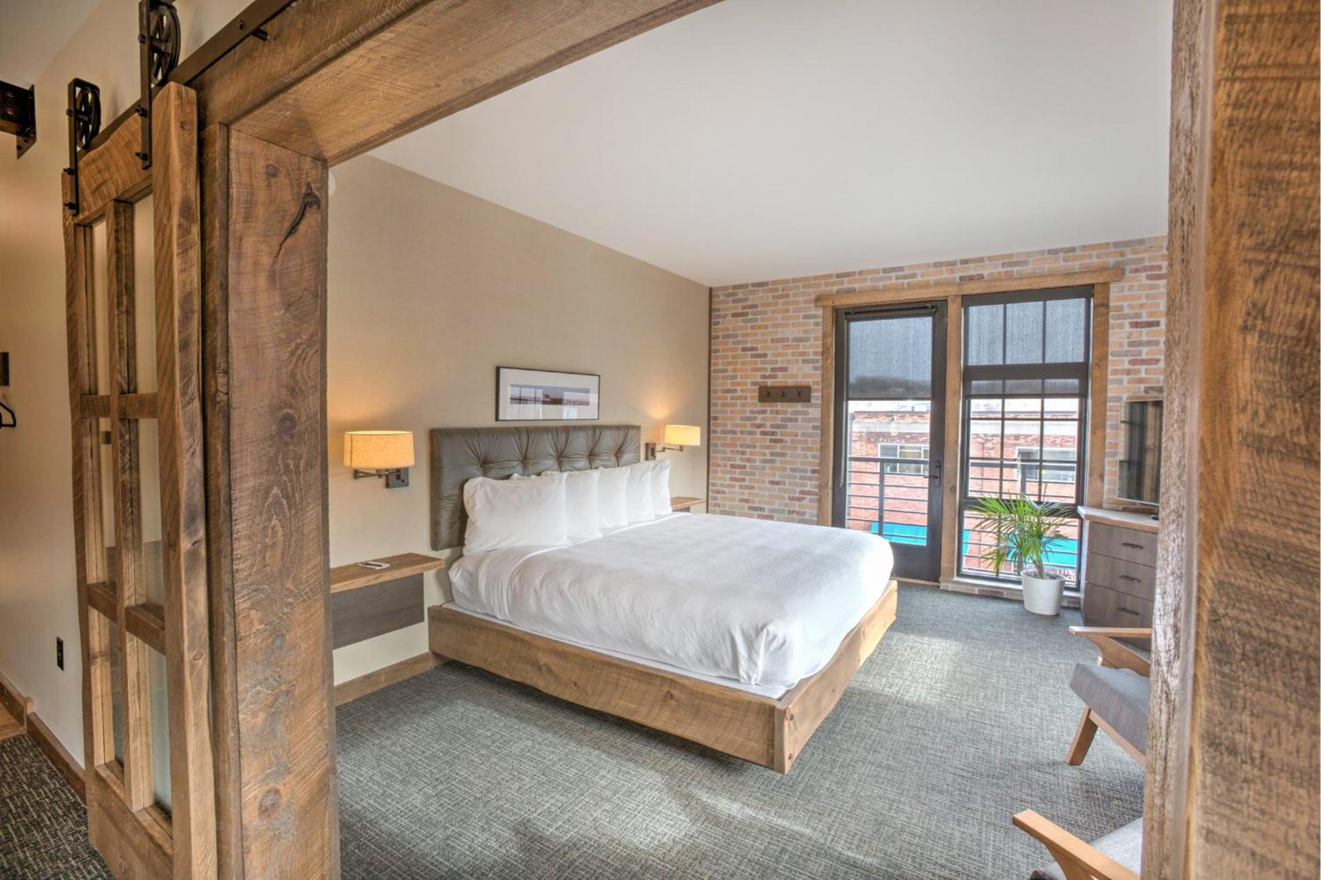 Junior Suite with Balcony