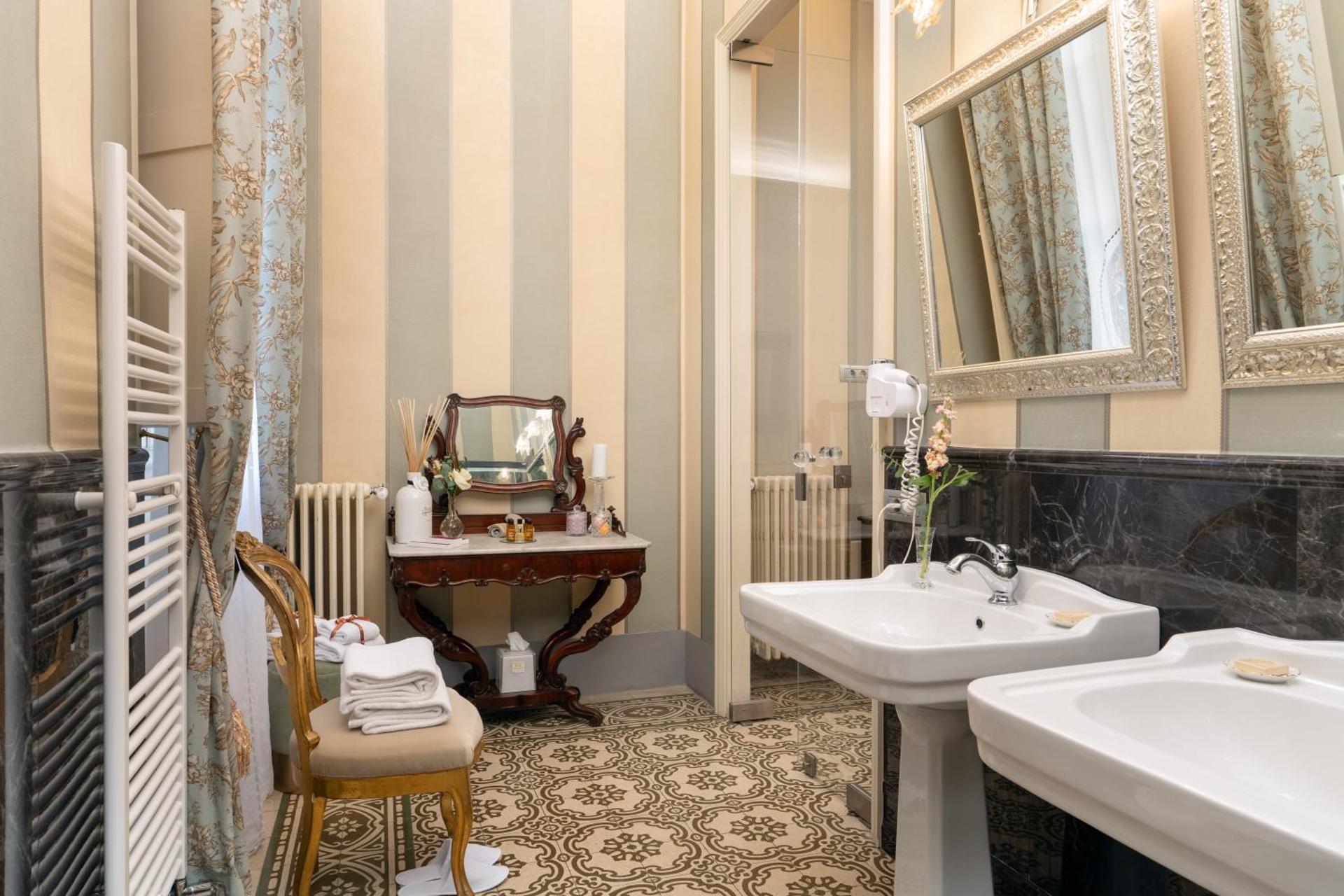 Piazza Pitti Palace - Residenza d'Epoca