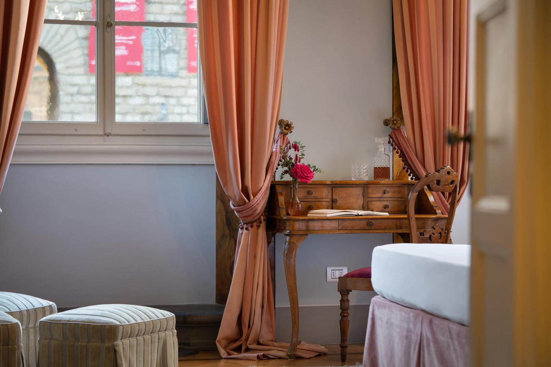 Piazza Pitti Palace - Residenza d'Epoca