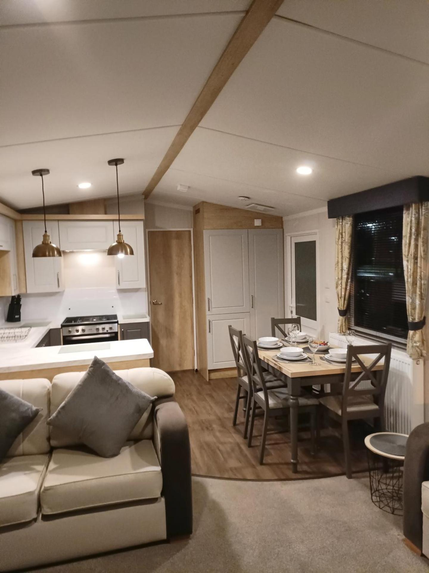 Hillingworth's Hot Tub Retreat - Lochmaben