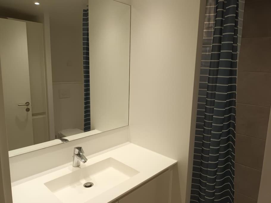 Fully equipped apartment, 15 min to Downtown