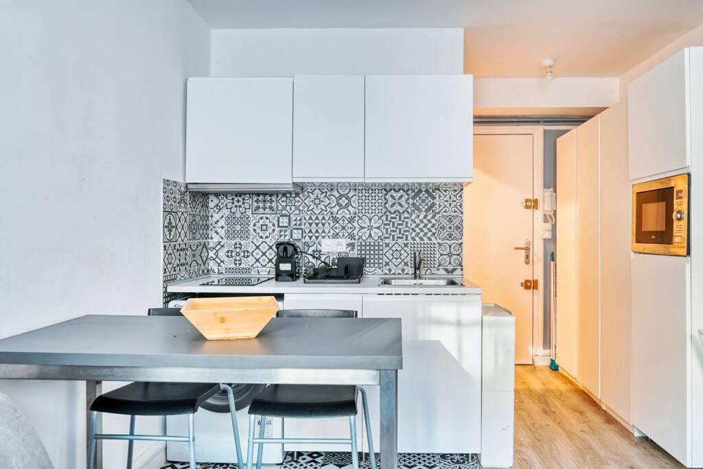 Prado Studio à 5 min des plages et 10 min du stade Vélodrome