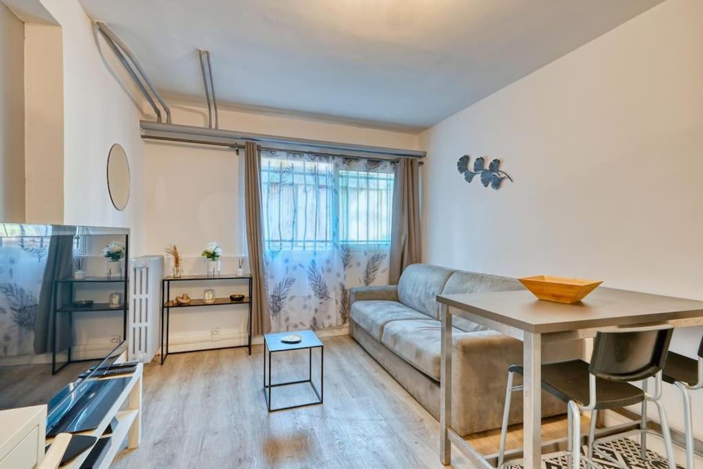 Prado Studio à 5 min des plages et 10 min du stade Vélodrome