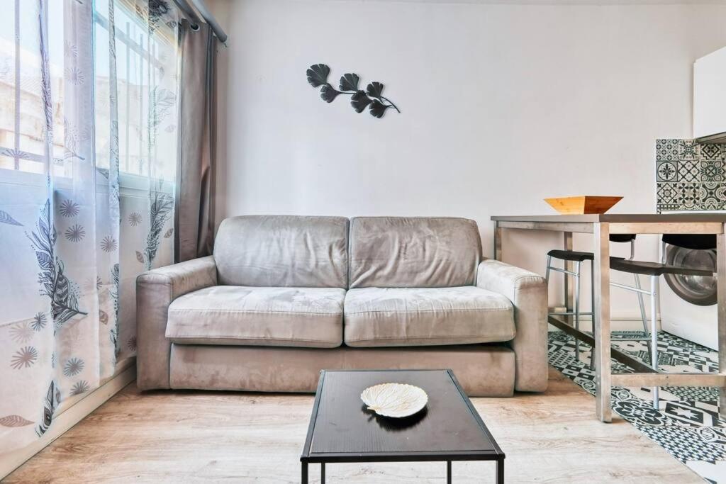 Prado Studio à 5 min des plages et 10 min du stade Vélodrome