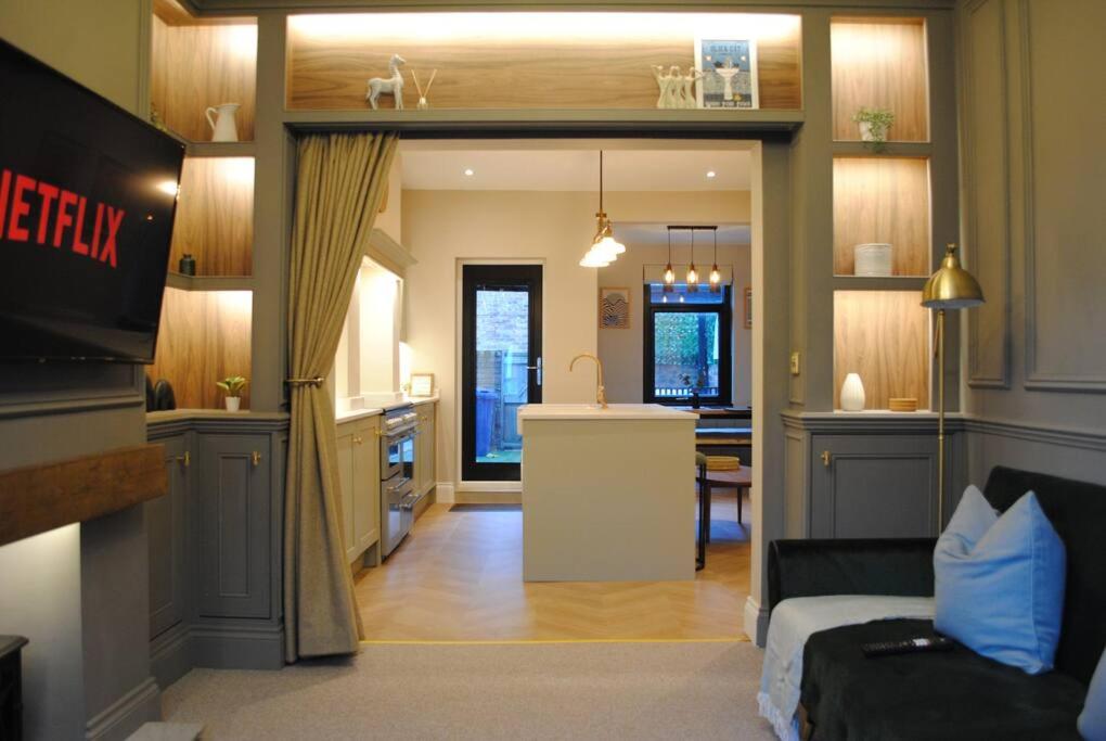 Cosy Renovated House in Warrington