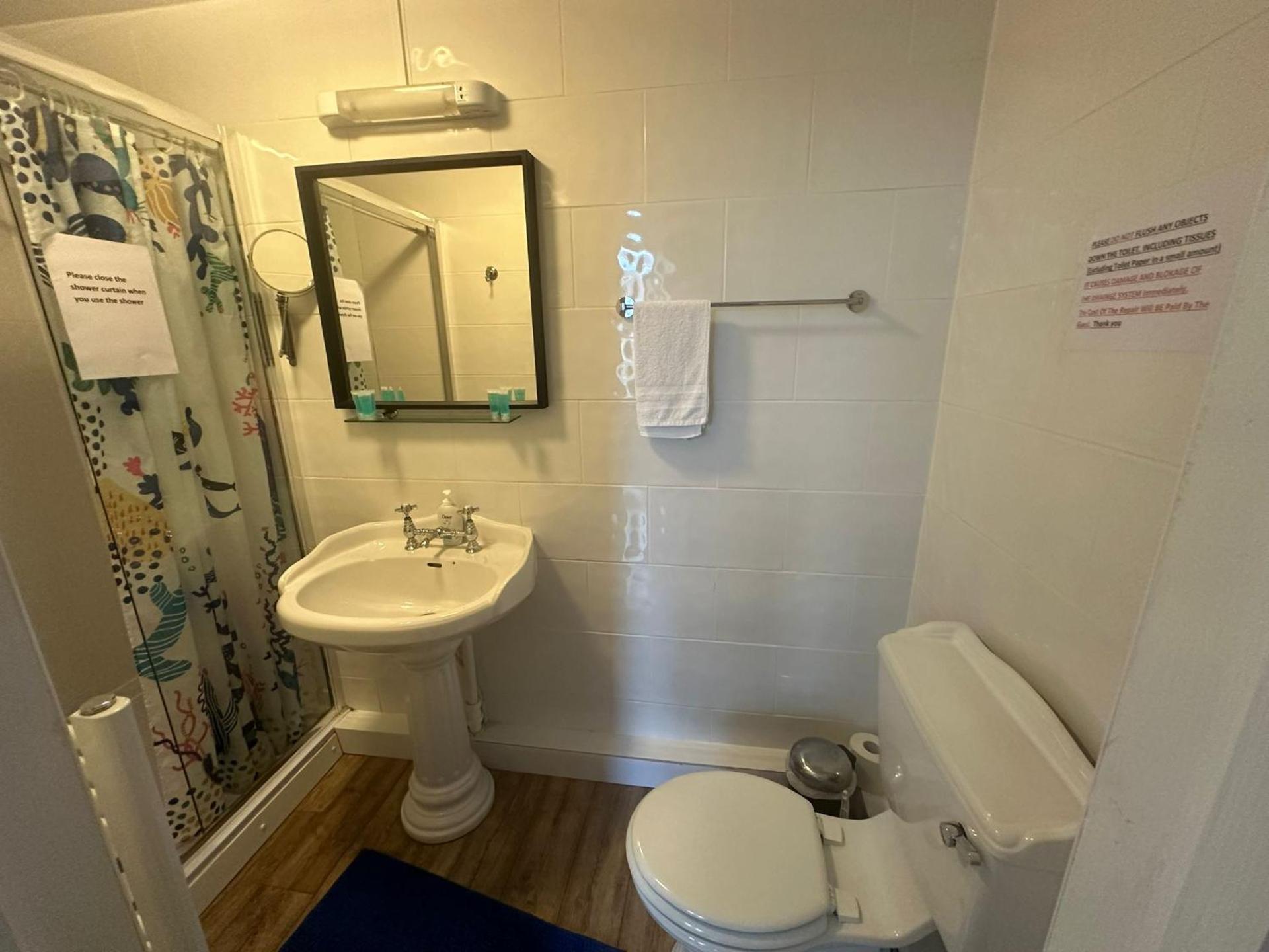 3 Luxury En-suite Bedrooms