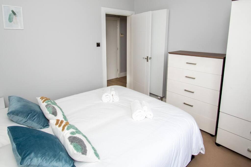 Linburn Cottage Dunfermline near Edinburgh