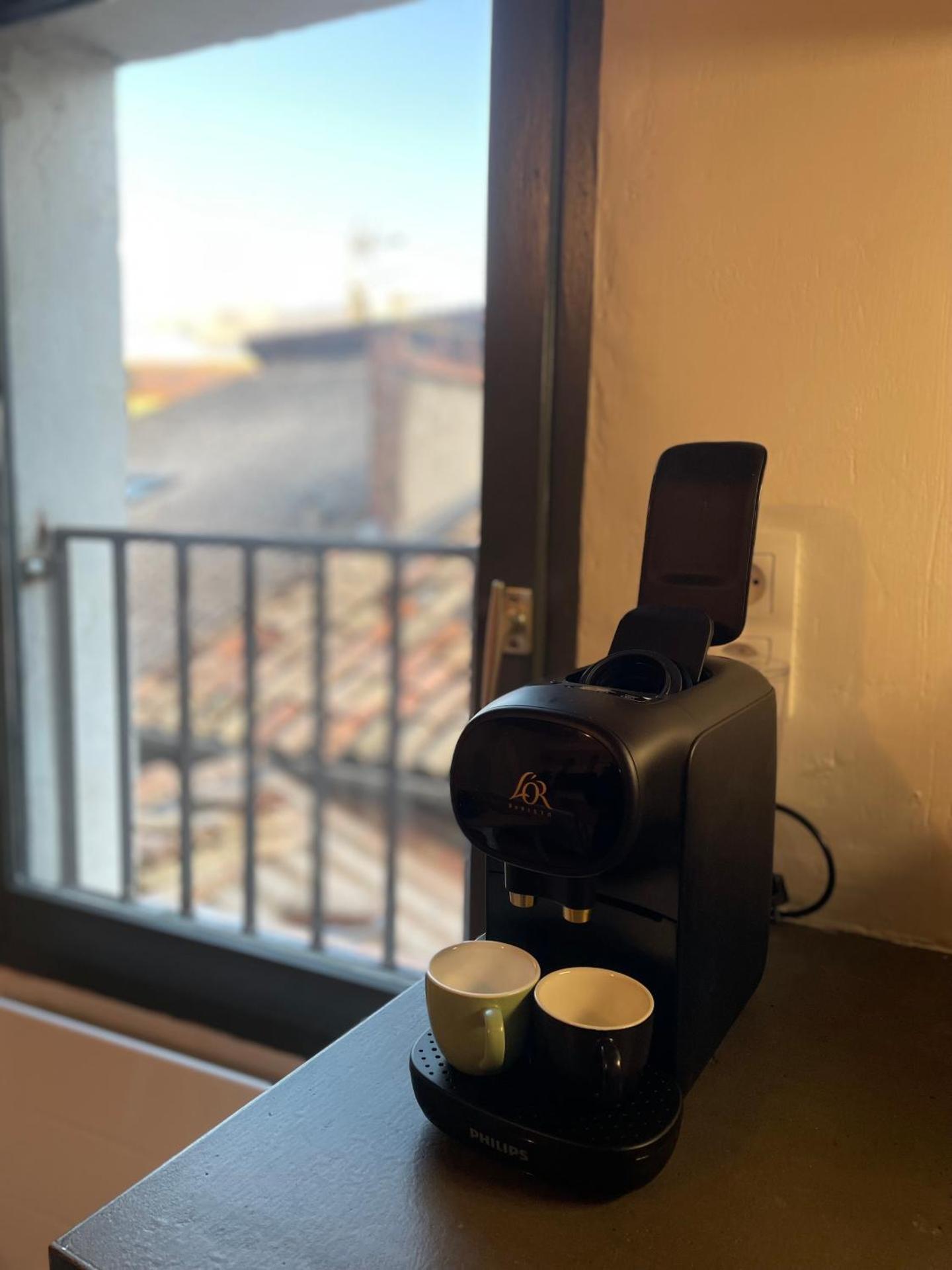 Coffee/tea facilities