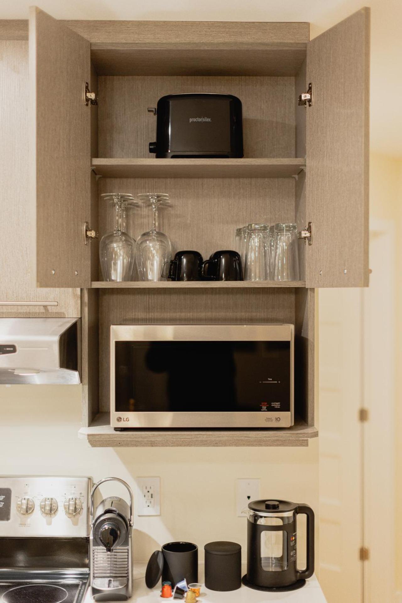 Rozenhaus Montreal Hotel