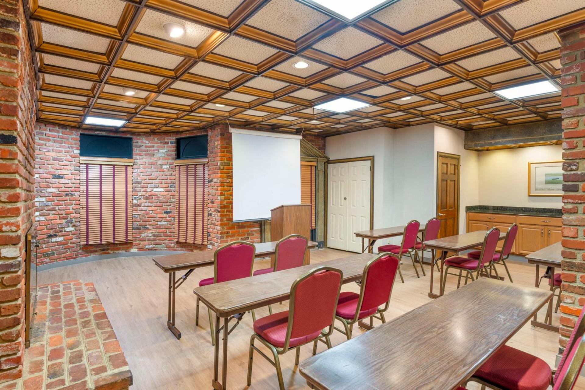 Meeting/conference room