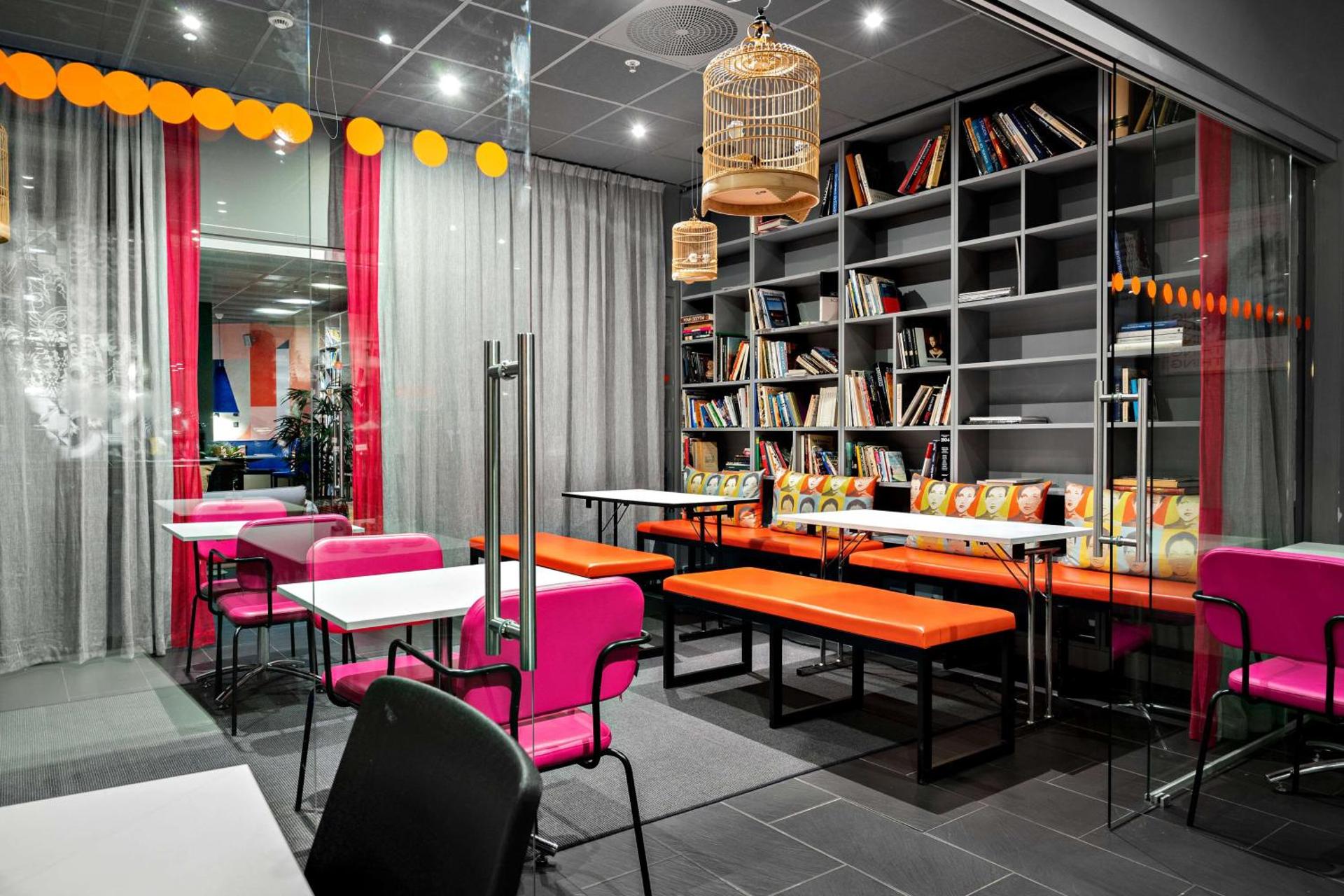 Restaurant/places to eat