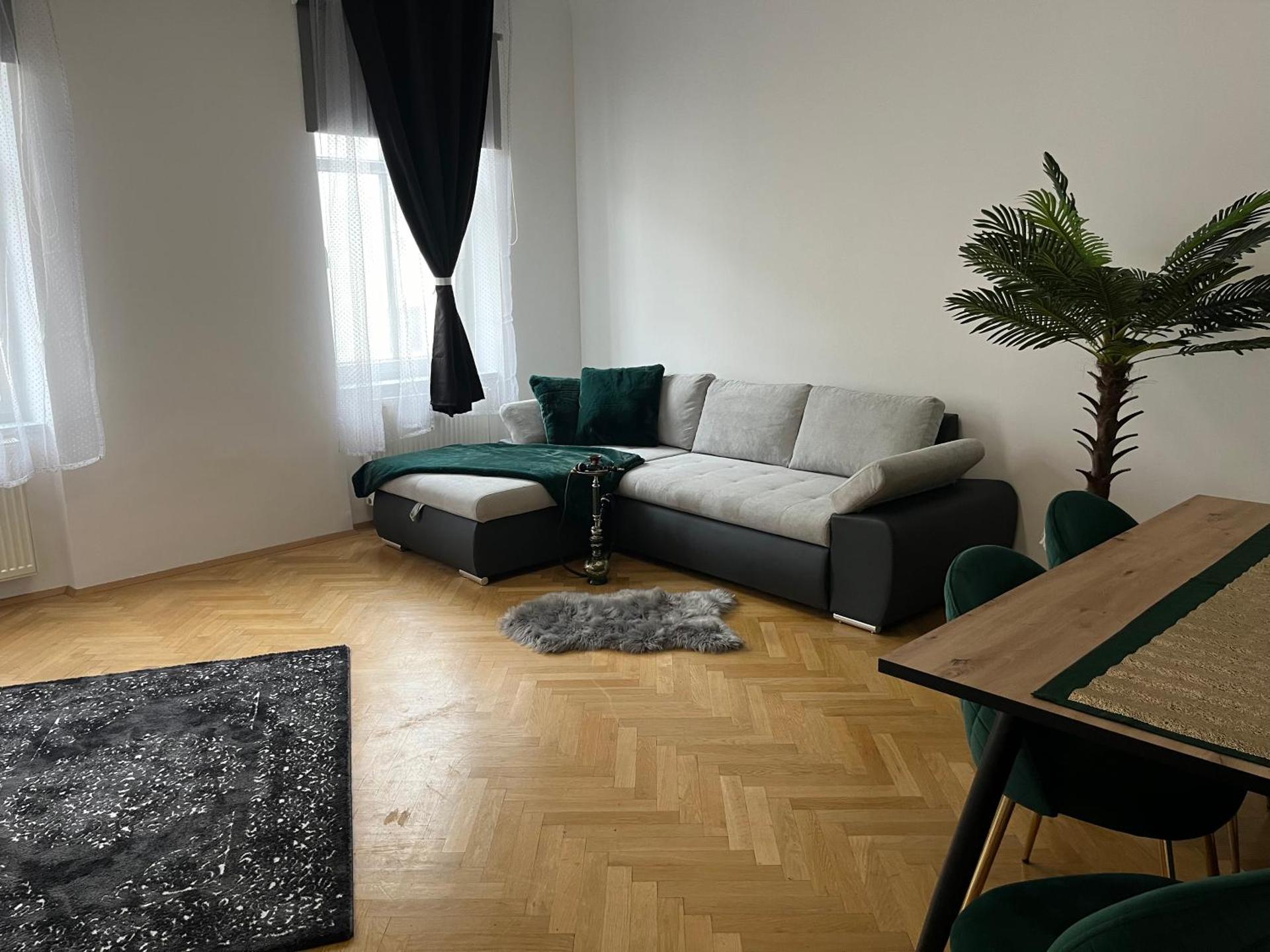 Anna Luxury Apartment